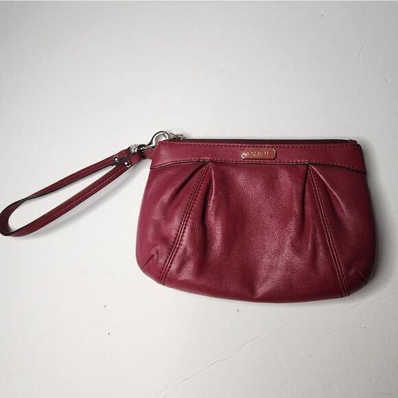 Coach leather fuchsia Clutch - Picture 1 of 6